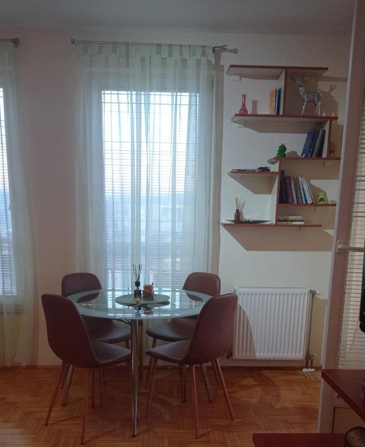 Appartement Apartman Alexa à Banja Luka Extérieur photo